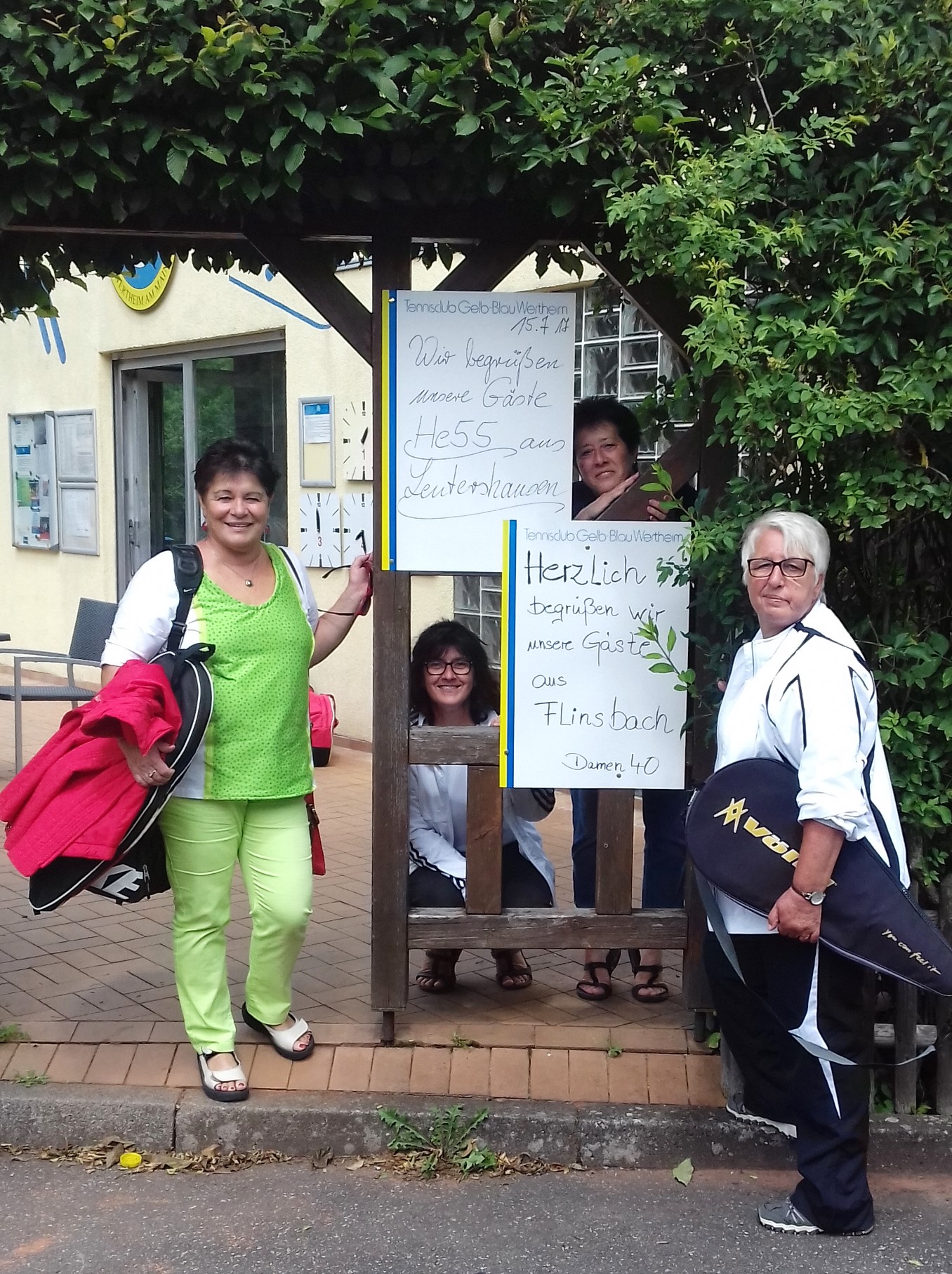 Herzliche Begrüßung für unsere Damen 40 beim TC Wertheim